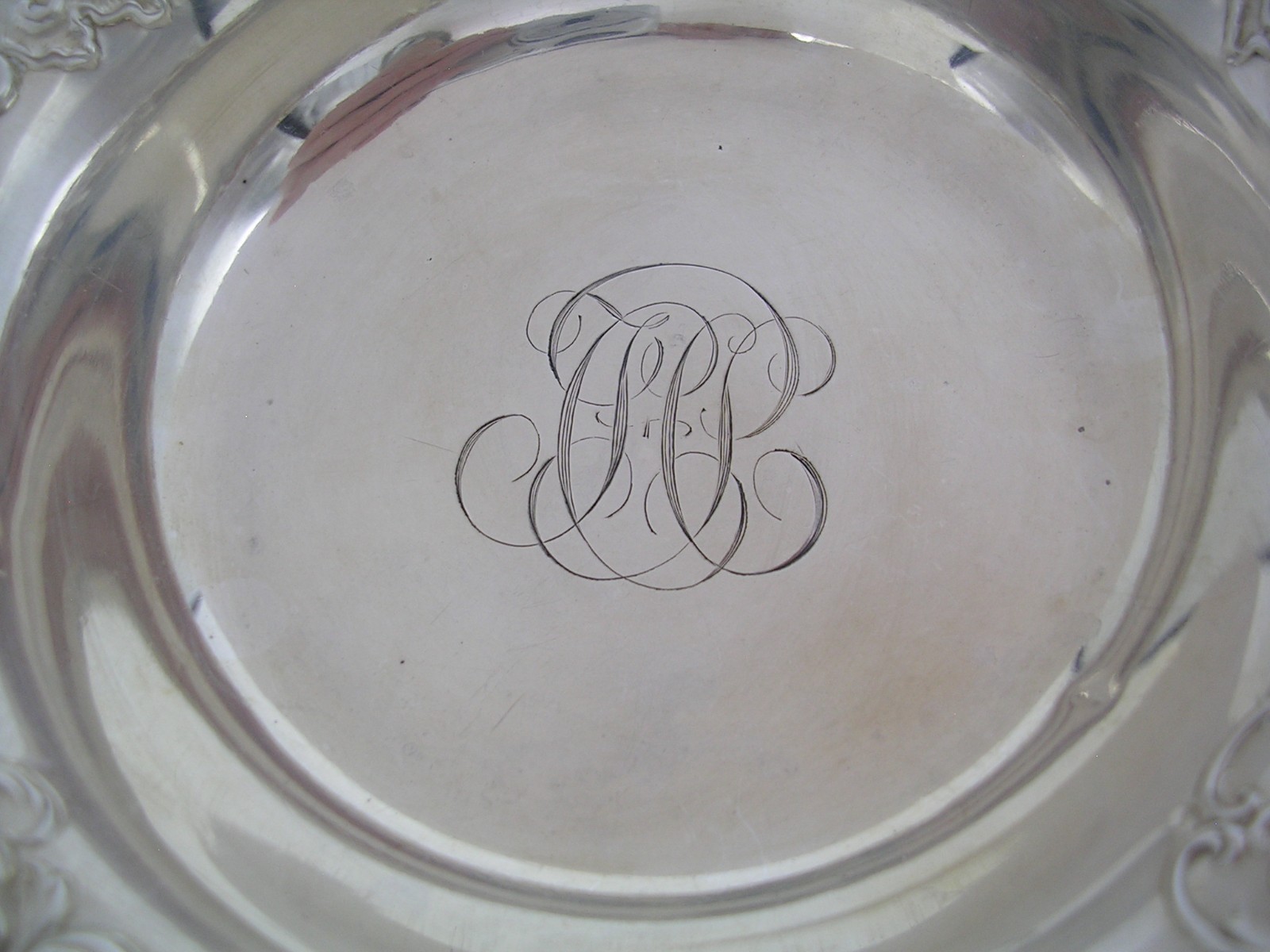 Pompadour by Whiting Sterling Silver Candy/Berry Bowl #5419-c.1895