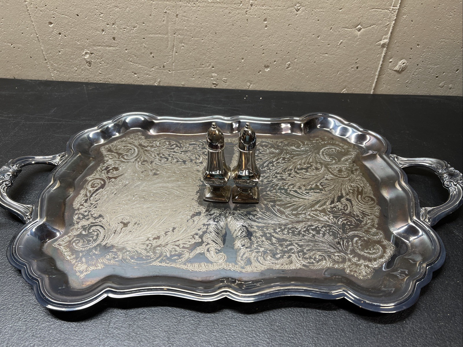 F B ROGERS Silver Plate Tray 23”x 13” & ONEIFA SALT PEPPER SHAKER & LEONARD CUP￼