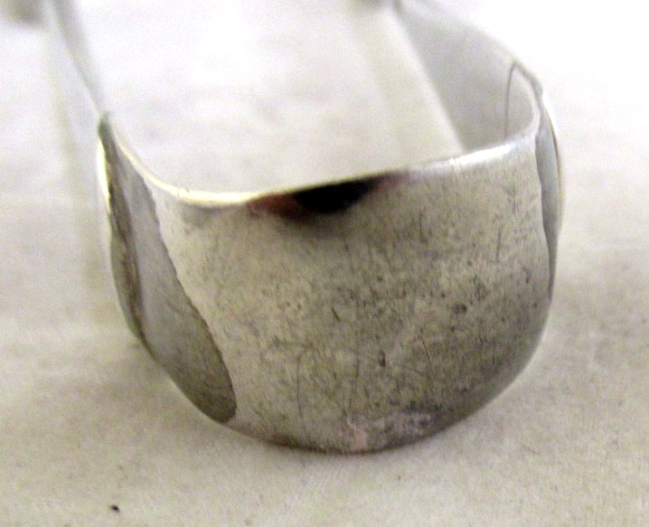 Solid Silver – MEDIUM SMALL HANOVERIAN – SUGAR TONGS – Hallmarked:- LONDON 1881