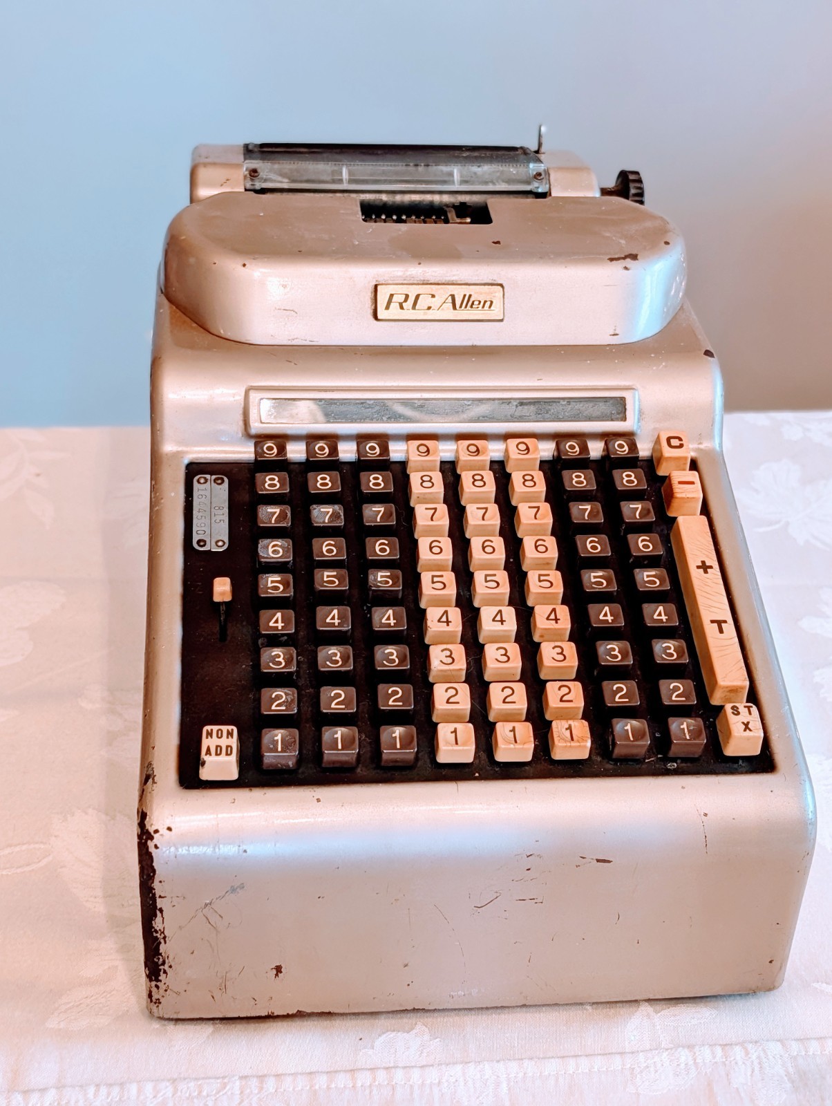 VTG R.C. Allen Adding Machine Calculator #815 Mechanical Business Machine As Is