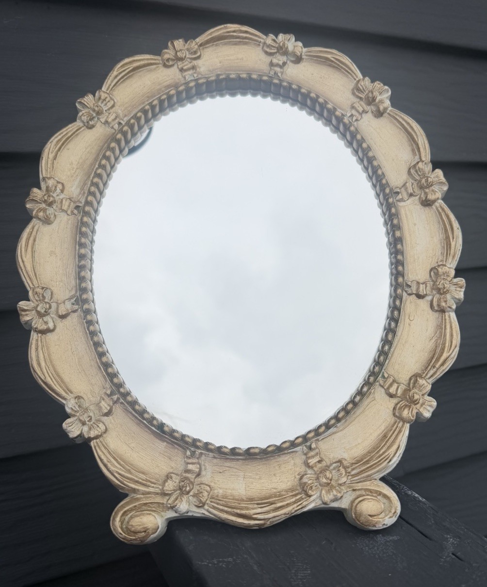 VTG Oval Mirror 13″ X 10.5” Ivory/Gold MCM Tabletop Or Hanging Syroco USA 1943