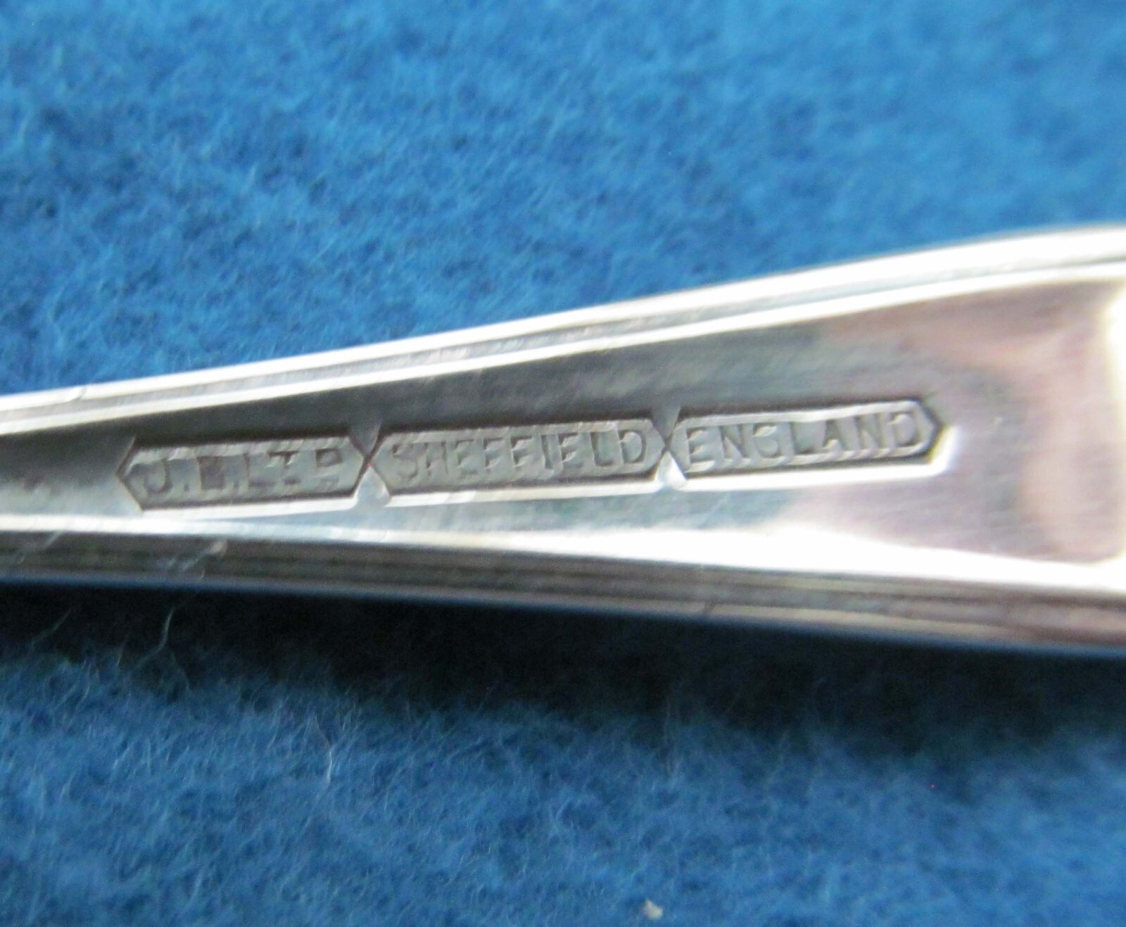 EHJ TWO TINY 3 1/4″ SILVERPLATE SPOONS MARKED J.B. LTD SHEFFIELD ENGLAND X