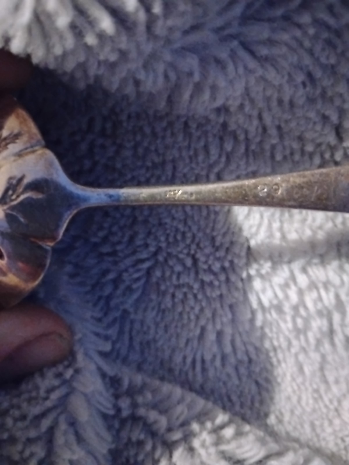 S. KIRK & SON REPOUSSE STERLING 9.5″ & 5″ LARGE & SMALL BERRY SPOON Set 2 Silver