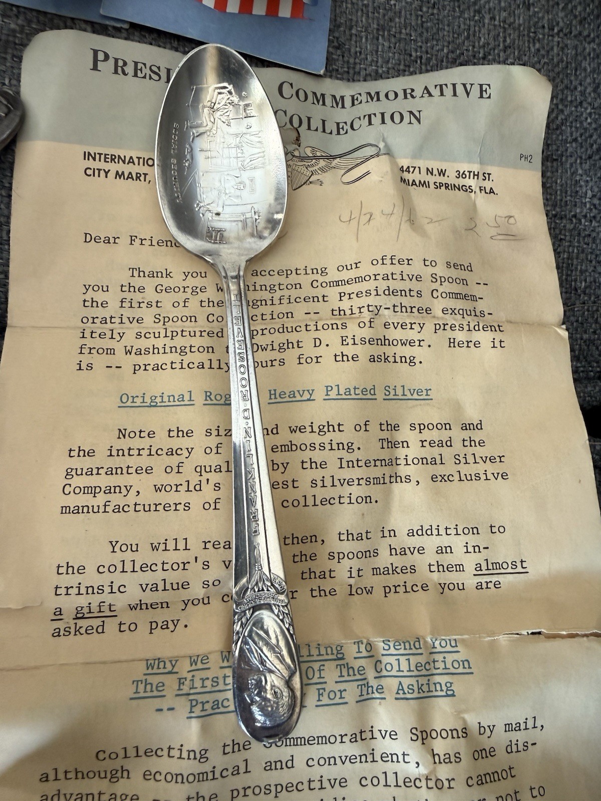 Silver Plated WM. Rogers Presidential Spoons w/ Paperwork & Info Cards 31pc Set