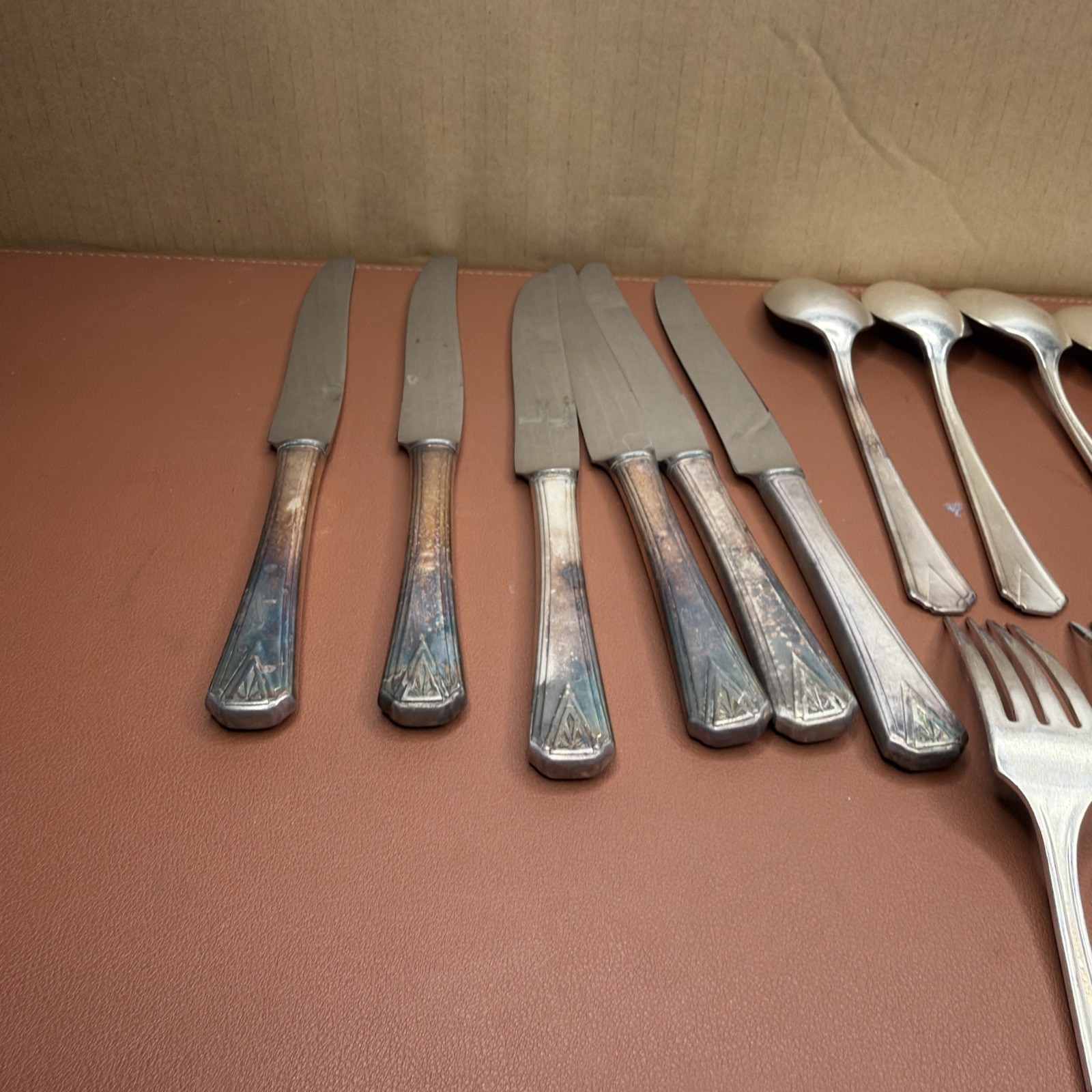 Vintage 25 Pc Deauville Oneida Community silver-plate Art Deco 1929 Flatware Set