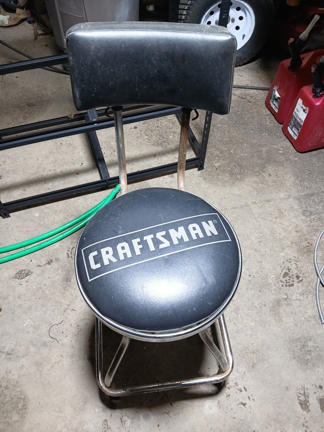 Craftsman Swivel Hydraulic Bar Work Stool