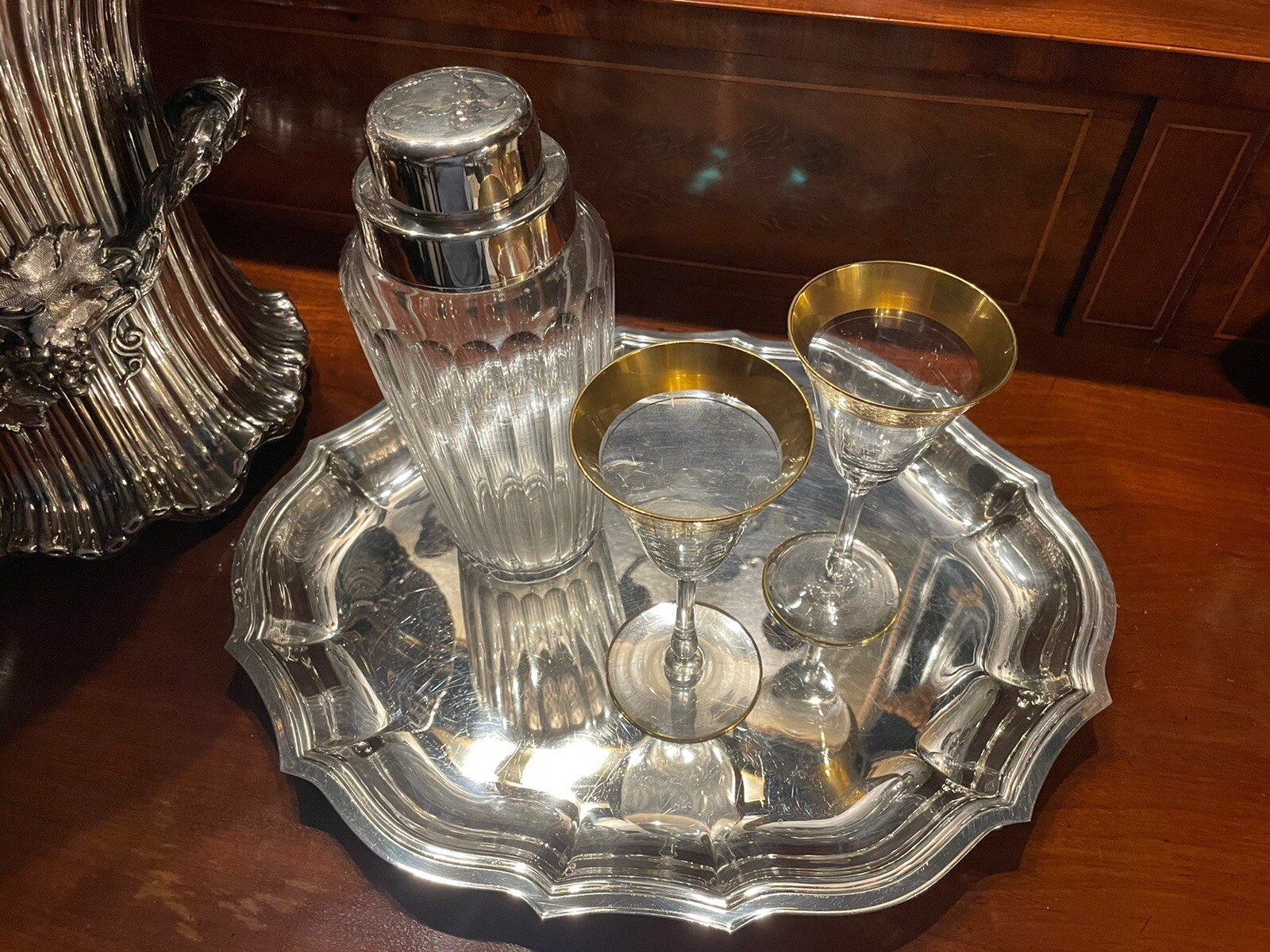 STUNNING MID CENTURY LARGE RIDGED GLASS and SILVER COCKTAIL SHAKER SUPERB SHAPE