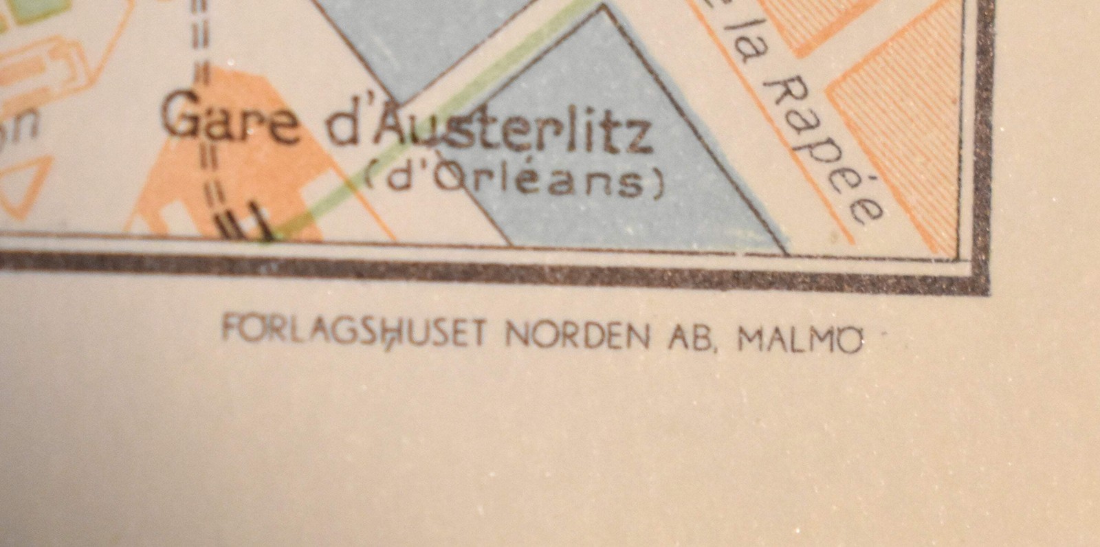 Map of Central Paris, “Paris’ Centrala Delar” Swedish Encyclopedia Plate 1950’s