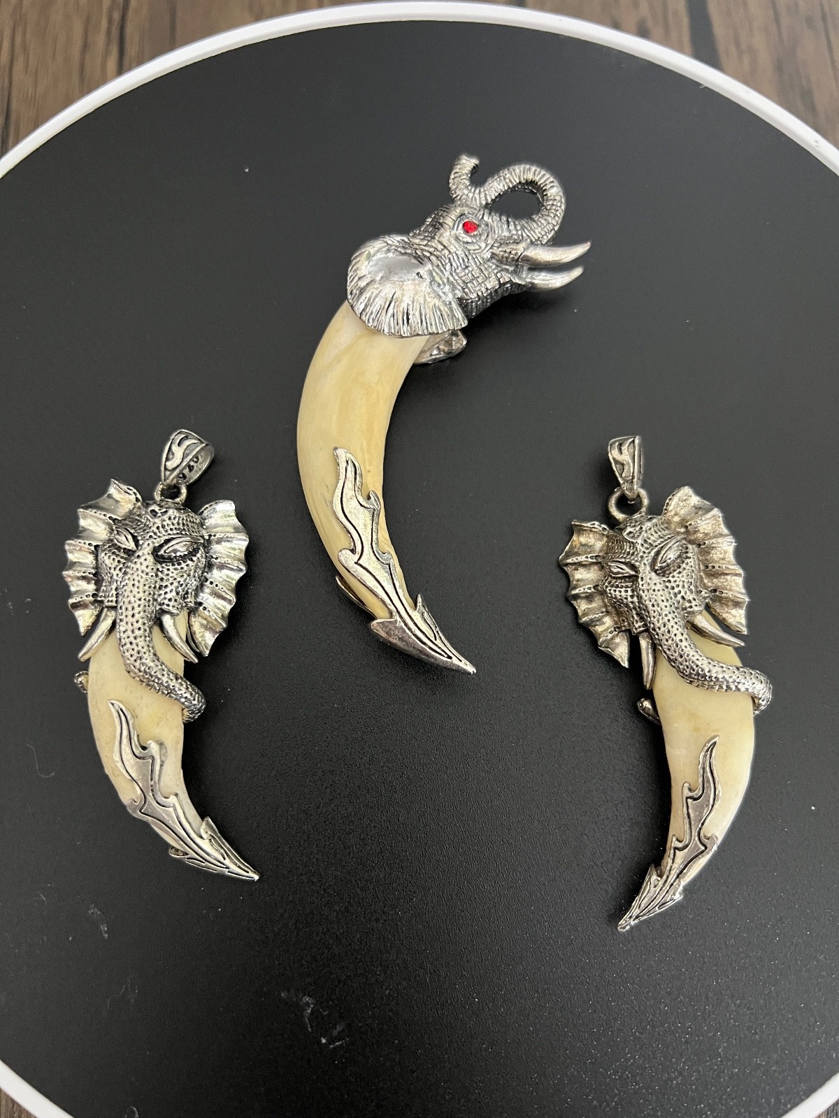 3 Men’s and Women’s Wolf Tooth Silver Elephant Pendant Brothers Sisters
