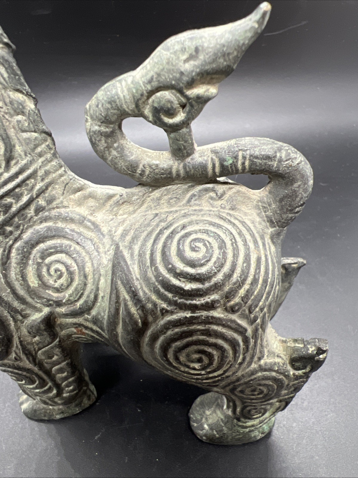 Antique Thai Guardian Singha Lion Bronze Guardian Statue Sculpture Thailand