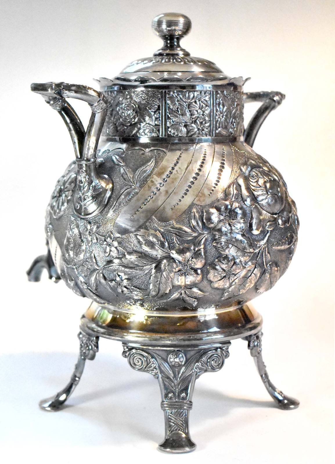 Magnificent 1890 Urn – Pairpoint Quadruple Silverplate -Floral Repoussé – 1 gal.
