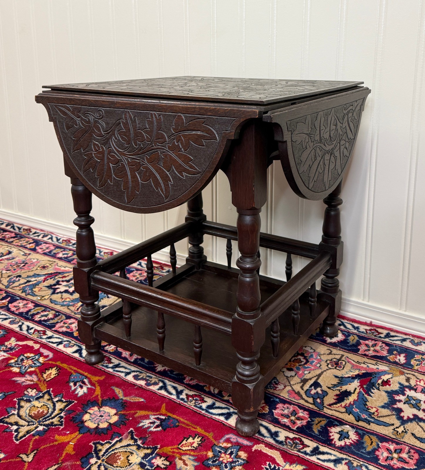 Antique English Cloverleaf Side Table Carved Top Lower Gallery Oak c. 1900