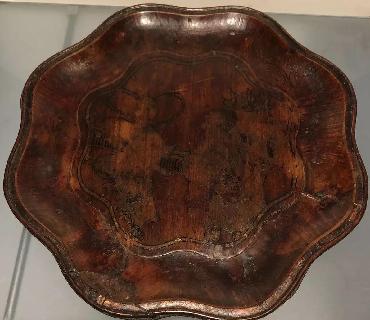 ANTIQUE CHINESE SCALLOP MEDIUM WOOD TRAY 13”X13”