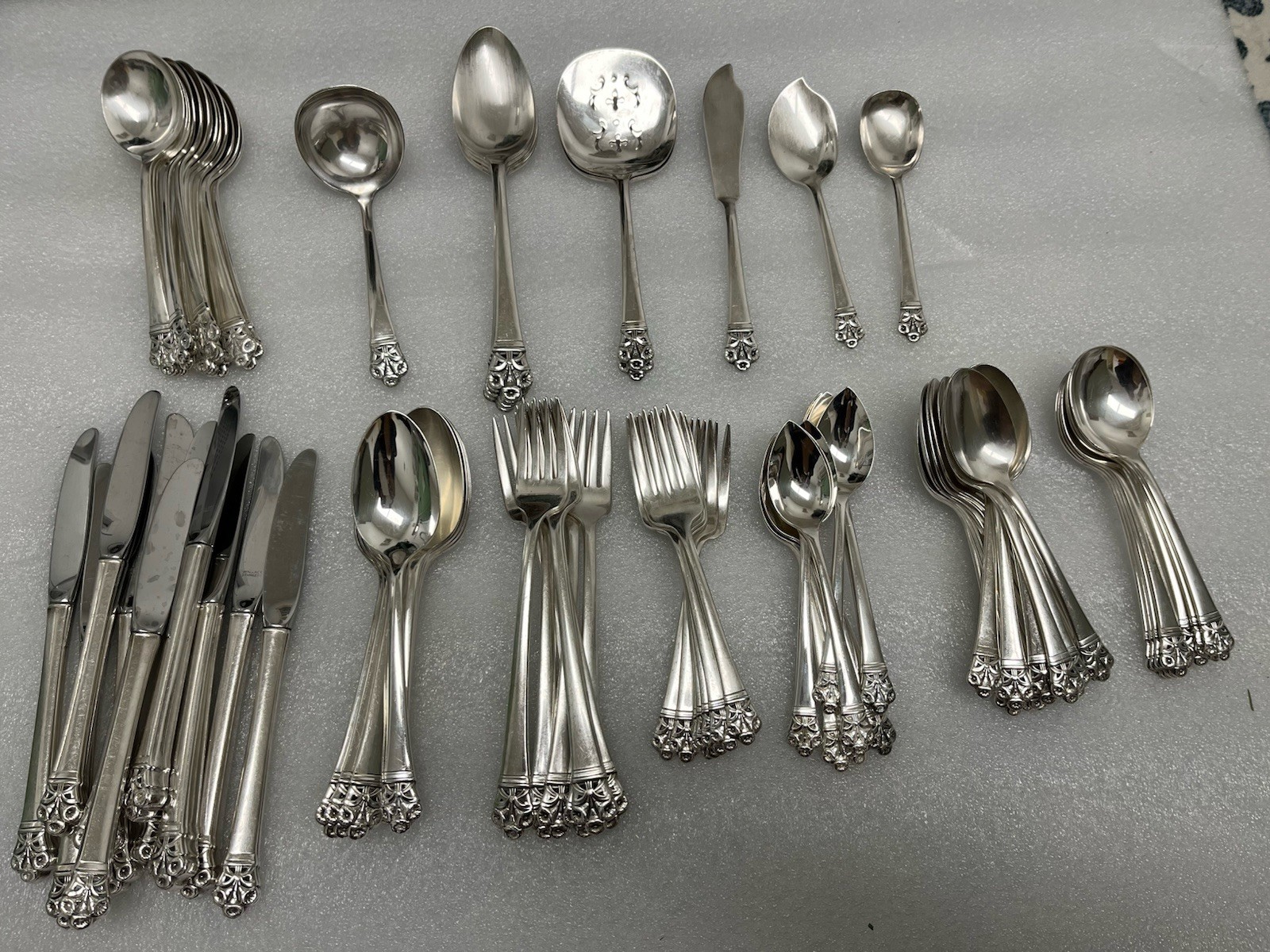 Harmony House Morning Glory H H Wallace XXXX Silverplate 87pc Flatware Lot Box