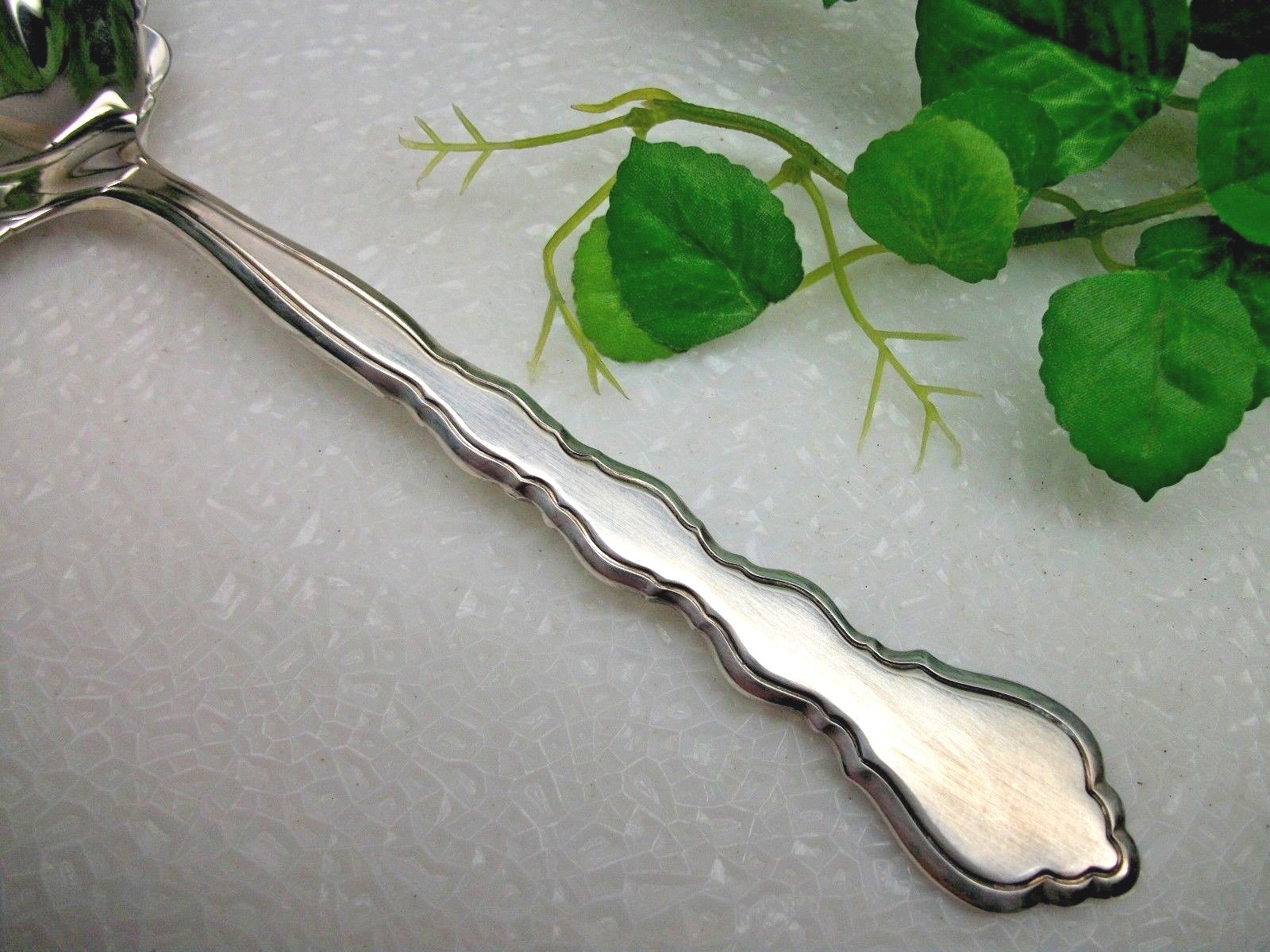 Oneida Community Silver DUET Silverplate “Shell” Casserole Serving Spoon 1980