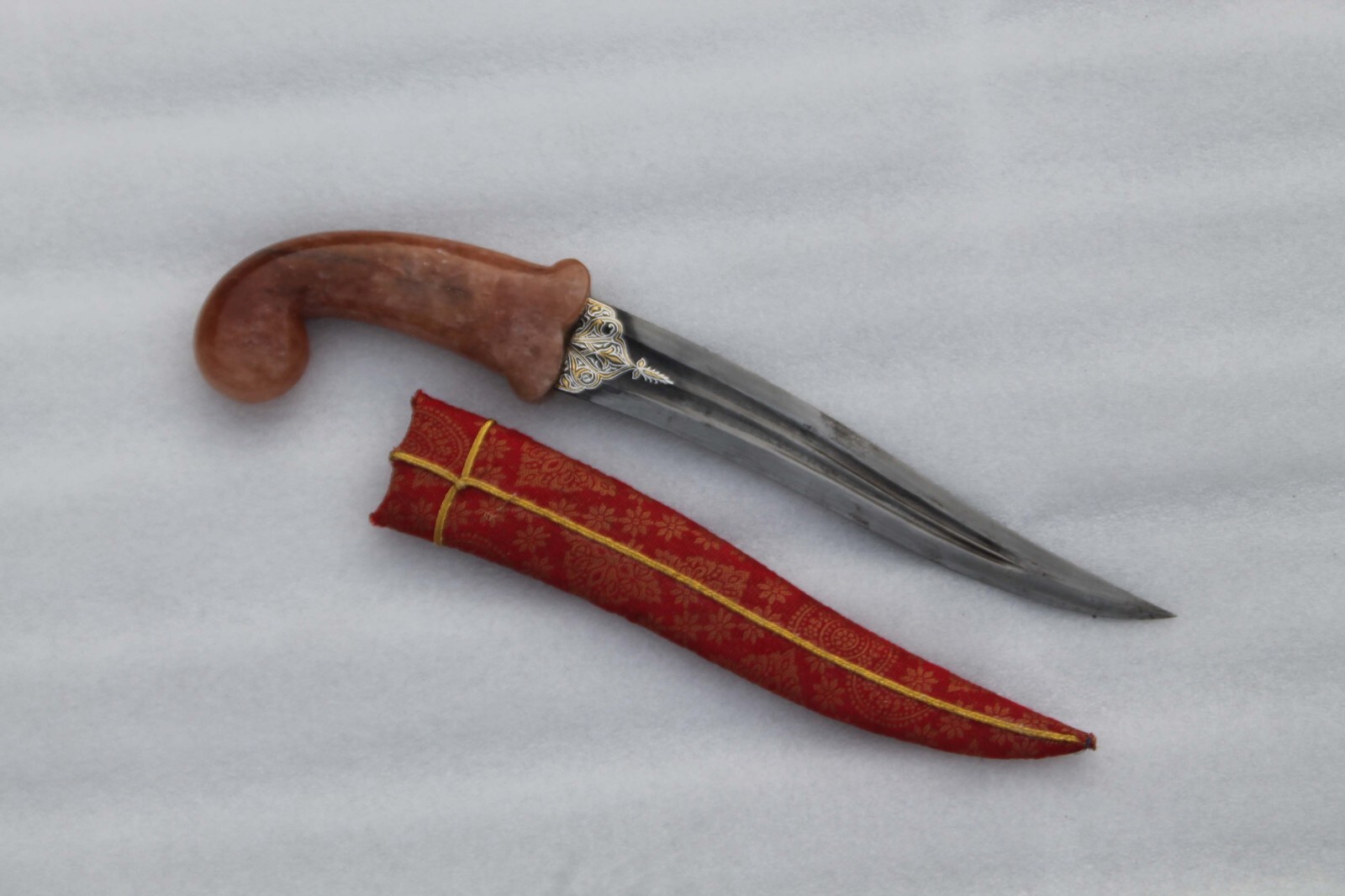 old vintage pink( tiger) jade stone Gold & silver inlay dagger Damascus blade