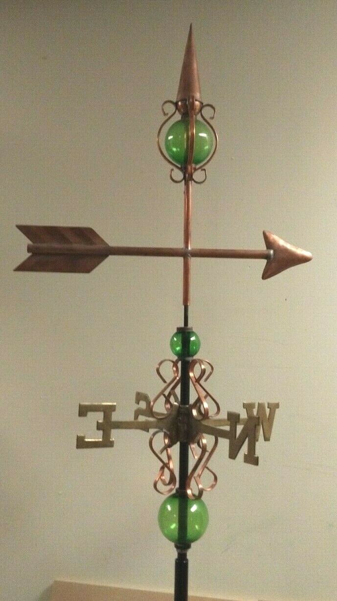 MAJESTIC UNIQUE ARROW weathervane as shown.No roof mount.