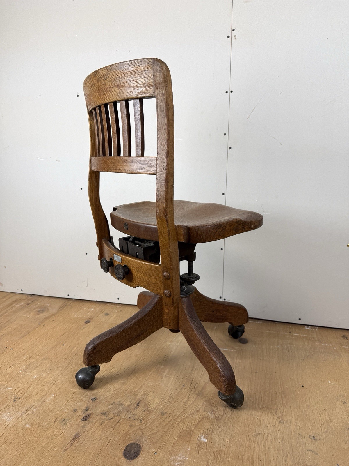 Antique office chair Sikes swivel Mission tiger oak lawyer Arts Crafts 20s 30s