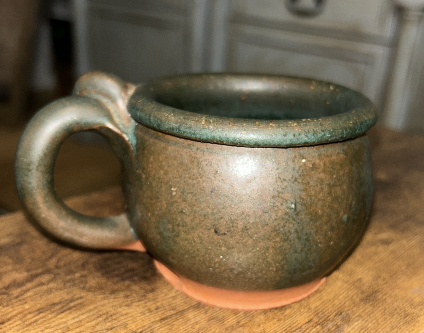 RARE ANTIQUE OLD PRIMITIVE REDWARE CERAMIC GLAZED UNIQUE CUP 3D Indian dark grey