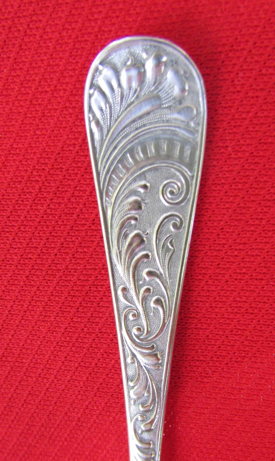 Niagara Falls 1 Pattern LH Olive Pickle Fork By Diamond W Weinberg Silver Plate