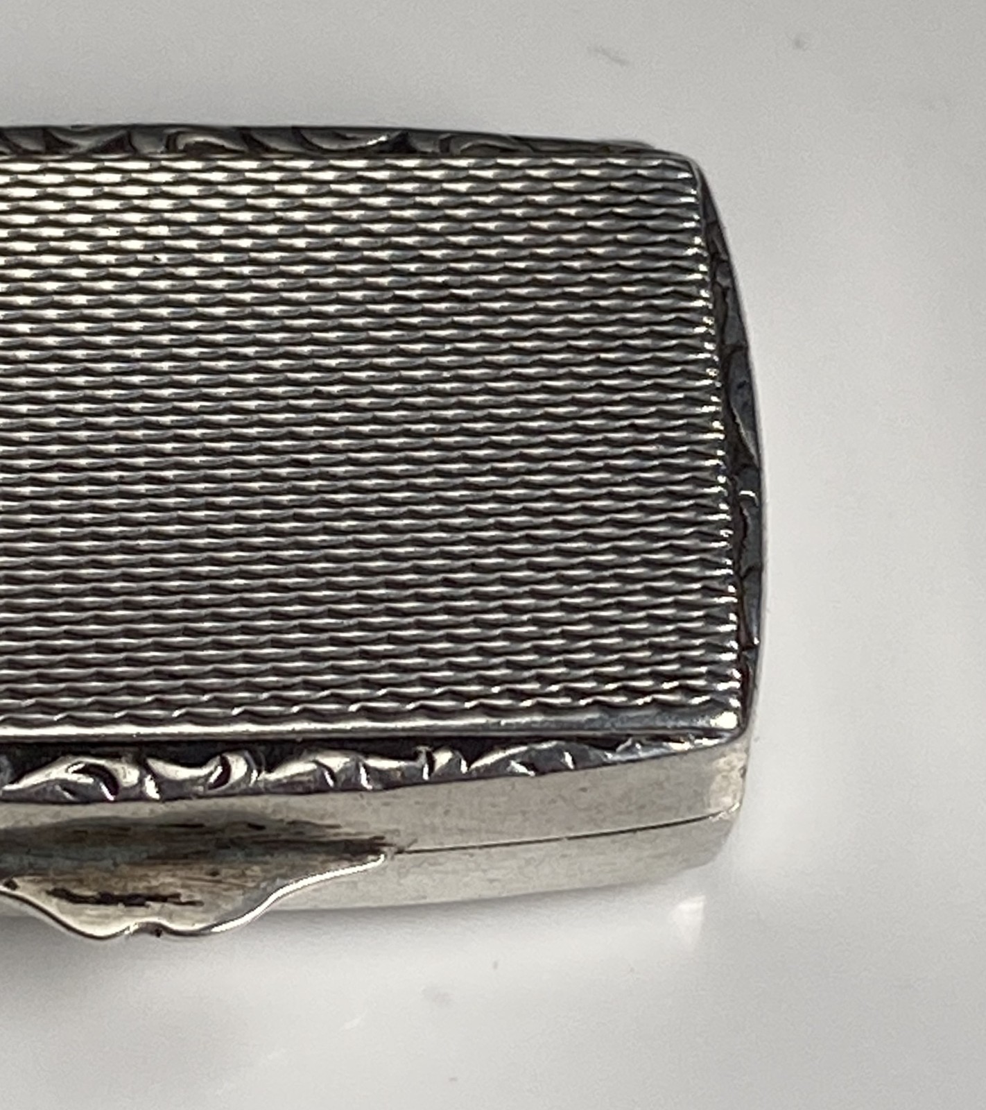 Antique c1910 Solid Silver 935 Engine Turned Pill Box Foliage Border Hinged