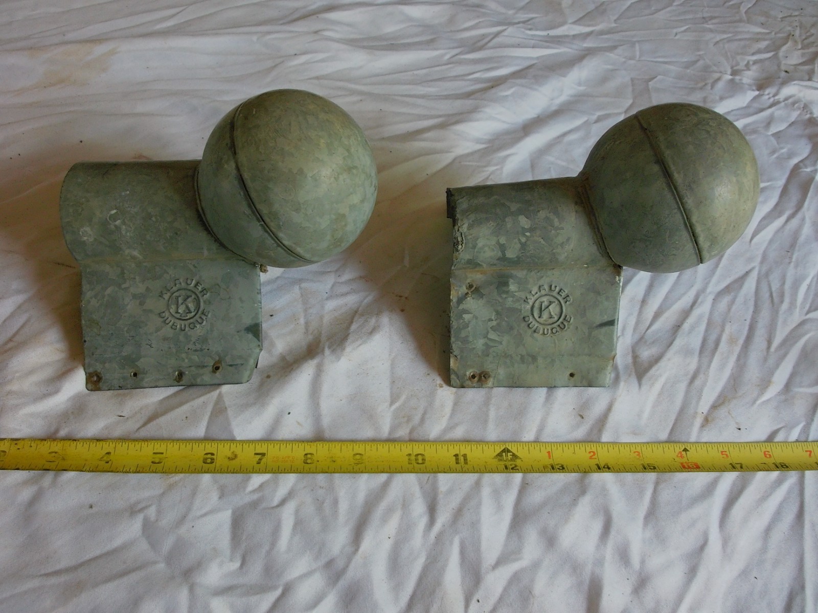 Antique Pair of Klauer barn Roof Ridge cap Finials 3 1/2″ Size Lot 26-27-5