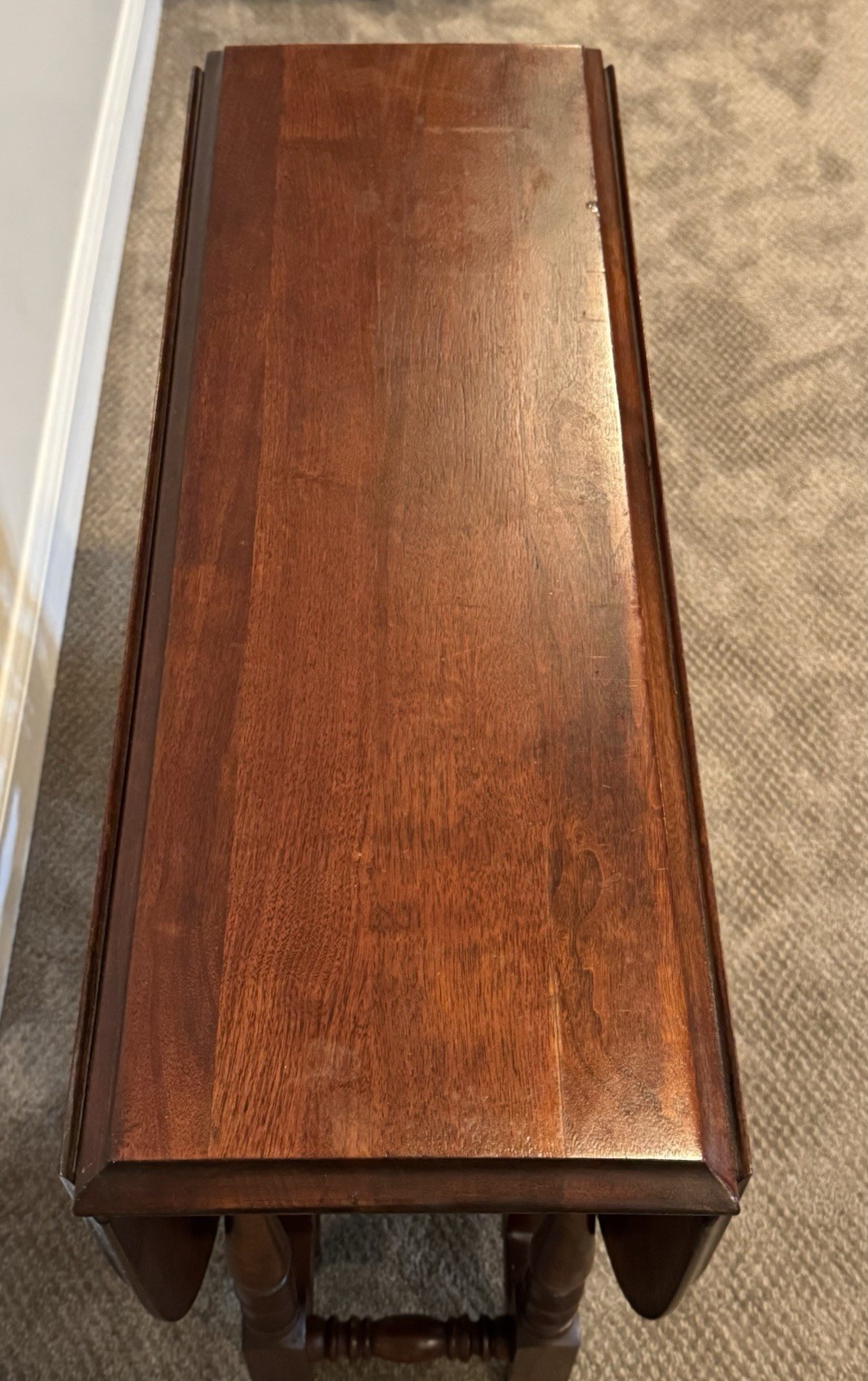 Antique Walnut Gate Leg Drop Leaf Table Circa Early 1900s, Great Condition!