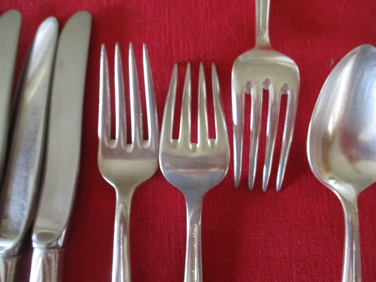 (18) International Silverplate Pc Settings, Flagship, (6) 3 pc settings #20