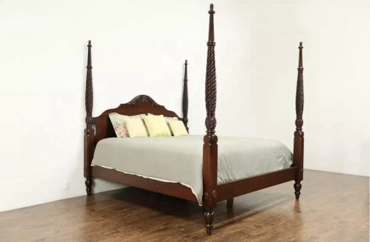 Ethan Allen British Classics Collection Montego Poster Bed-Queen Size