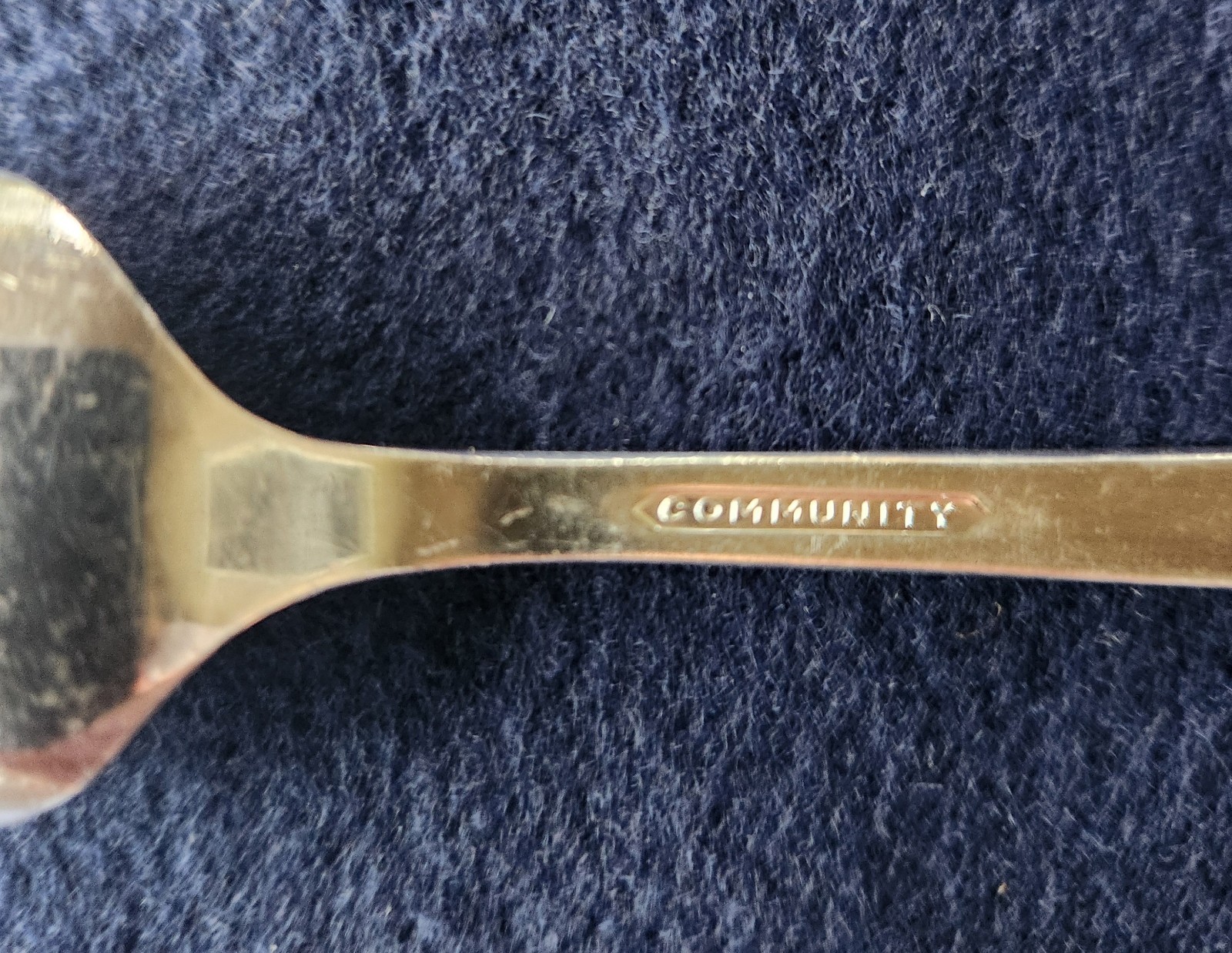 Oneida CORONATION Teaspoon Spoon Community 6 1/16″ Silverplate