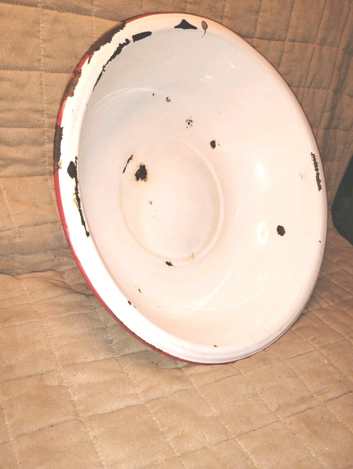 Vintage White Enamelware Wash Basin – Red Trim Metal Farmhouse Bowl – Rustic…