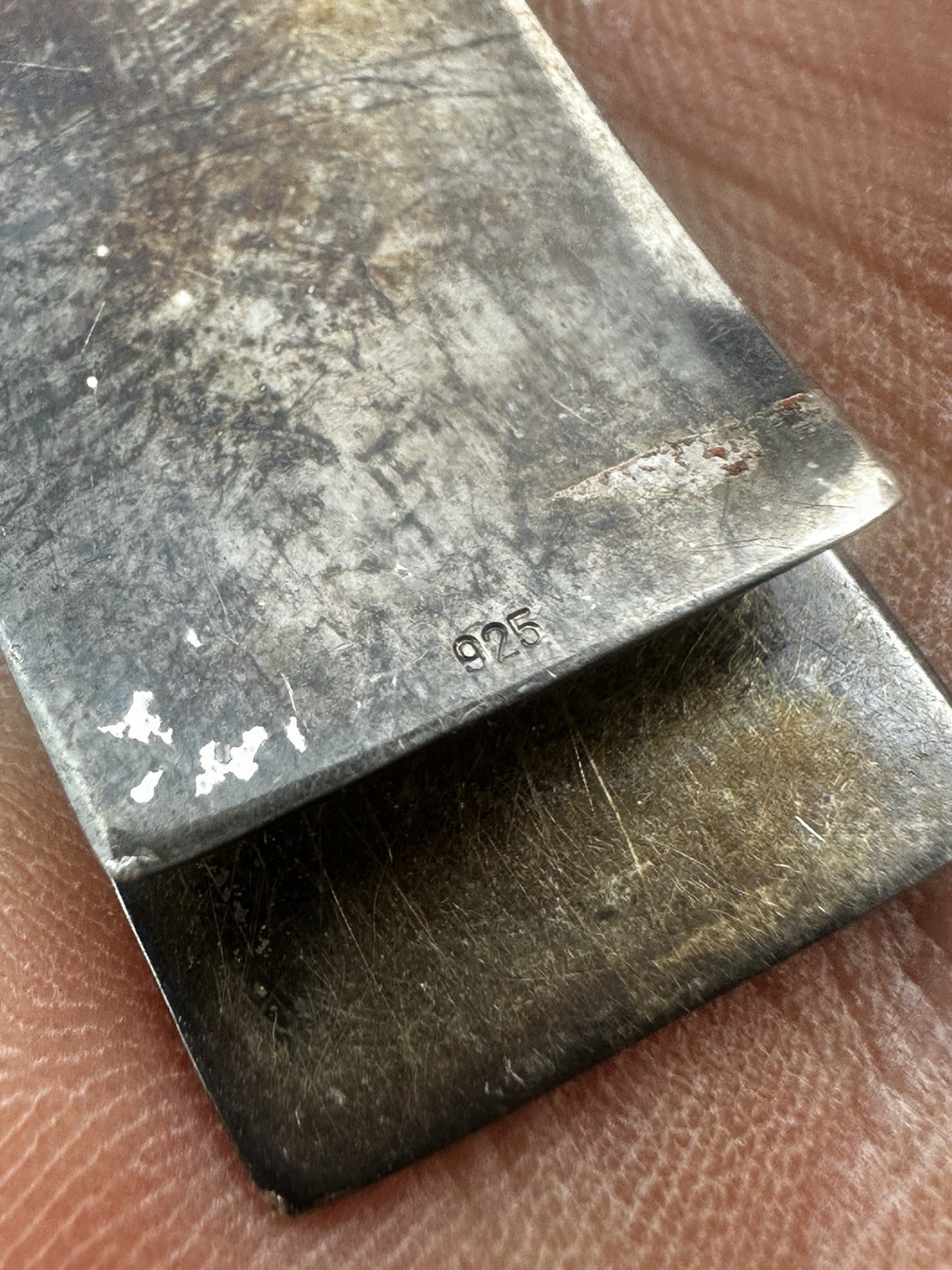 HALLMARKED SOLID STERLING SILVER MONEY CLIP Available Worldwide