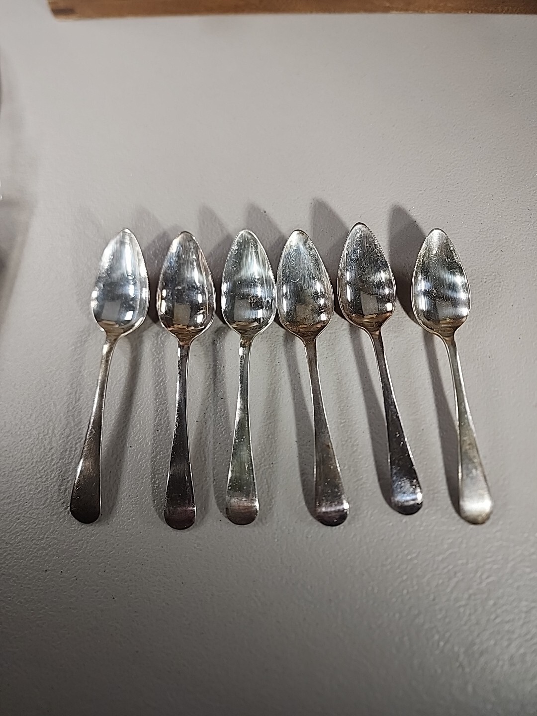 6 Teethed Serrated Tip Grapefruit Spoons EPNS Sheffield England Silverplate 5.5″