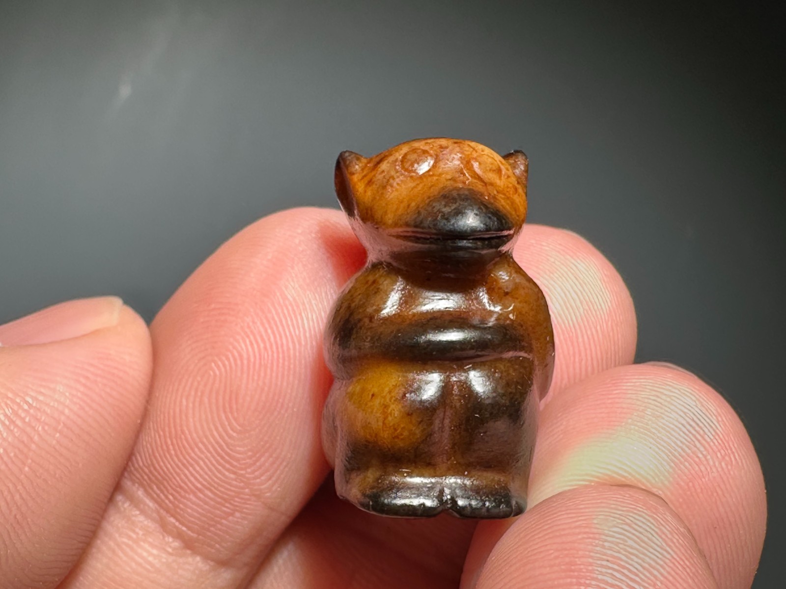 Rare Shang Dy Old Jade Carved Monkey Design “Pei” “Gua Jian” Pendant H 2.4 cm