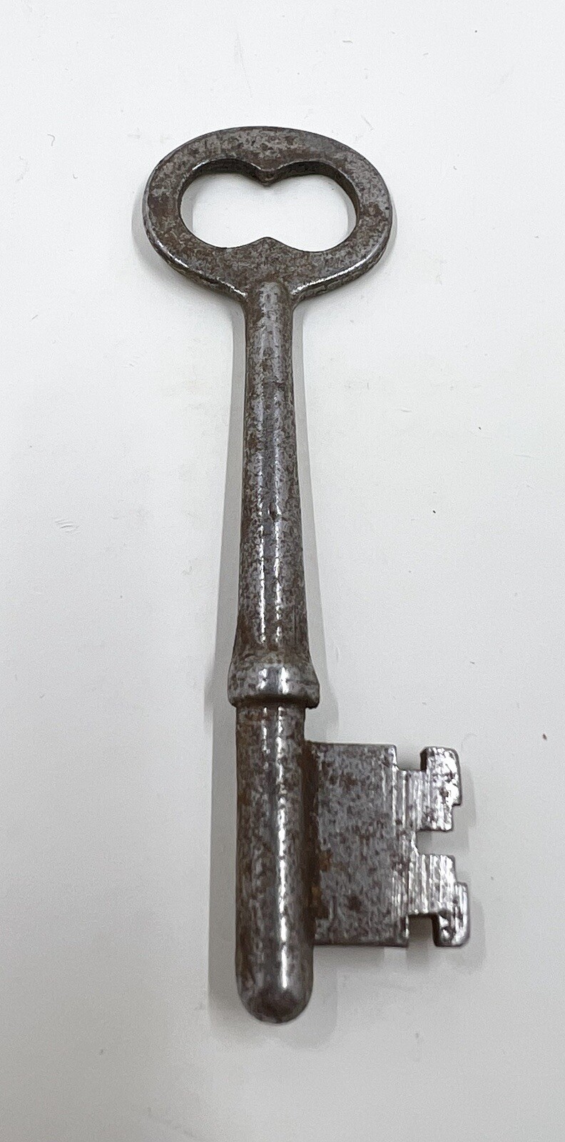 Antique Fancy Ornate Barrel Metal Steel Skeleton Key 2.75”