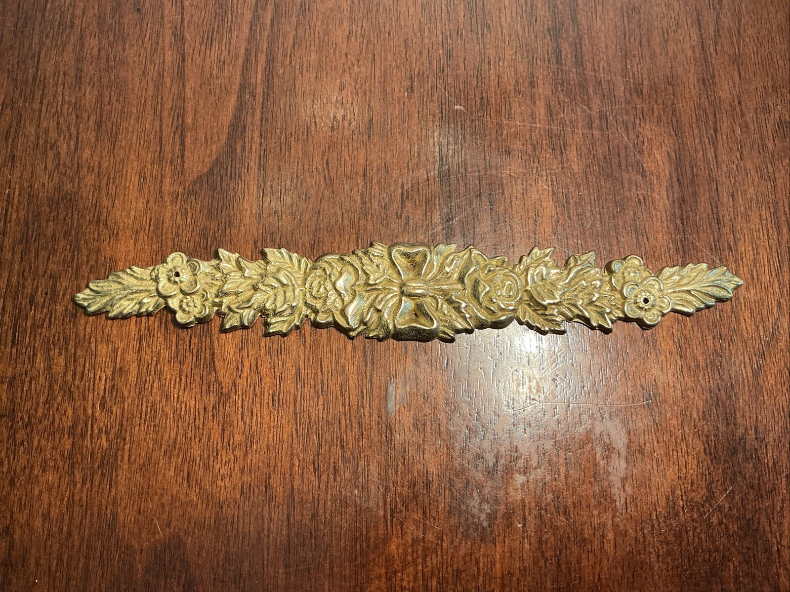 VTG Ornate Brass Floral Swag Garland Embellishment Furniture Hardware Decor