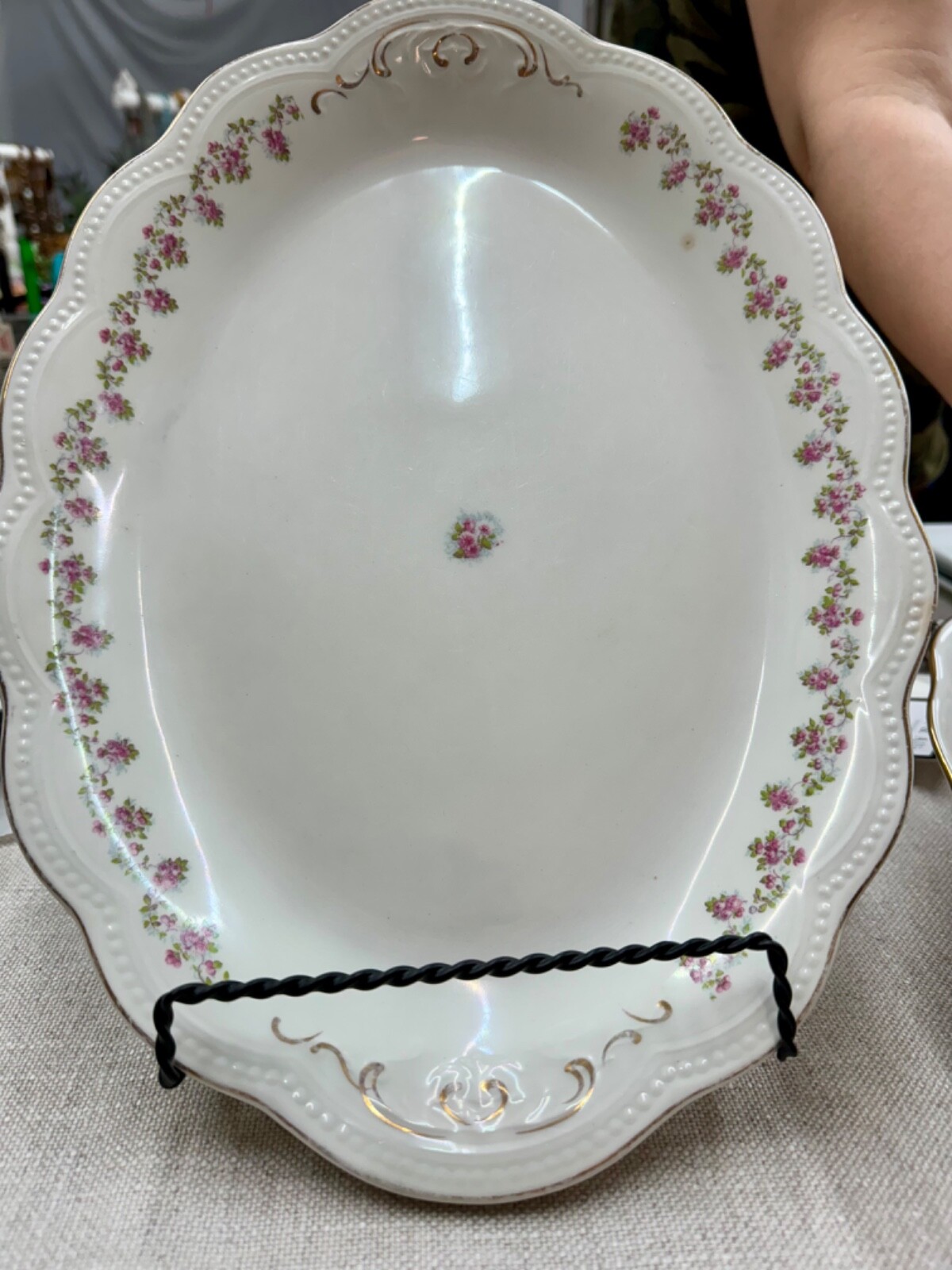 14×10 1/2 Vintage Oval Floral Johnson Brothers Platter