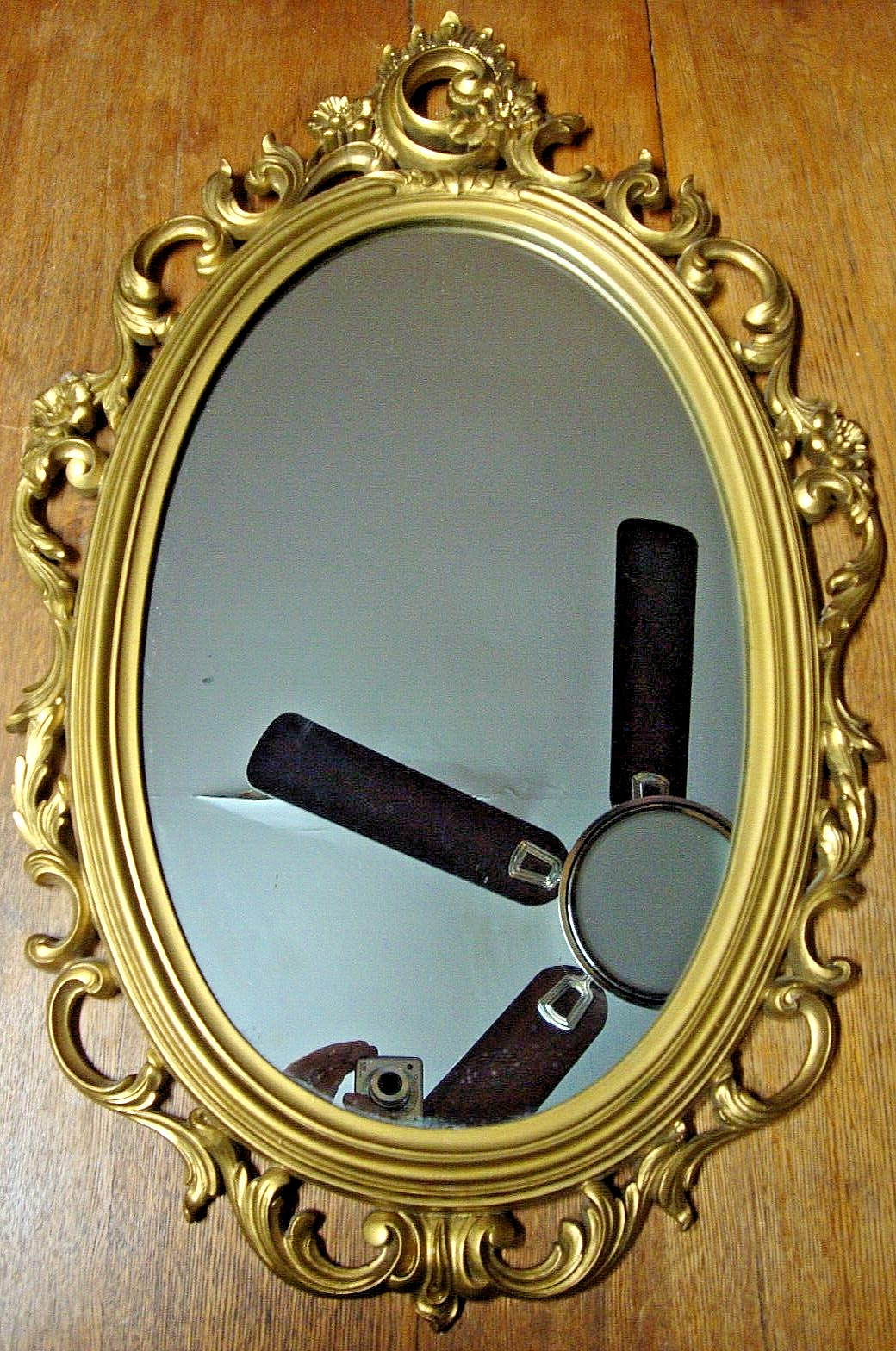 1969 Syroco Ornate Gold-Tone Oval Wall Mount Mirror USA Hollywood Regency Box