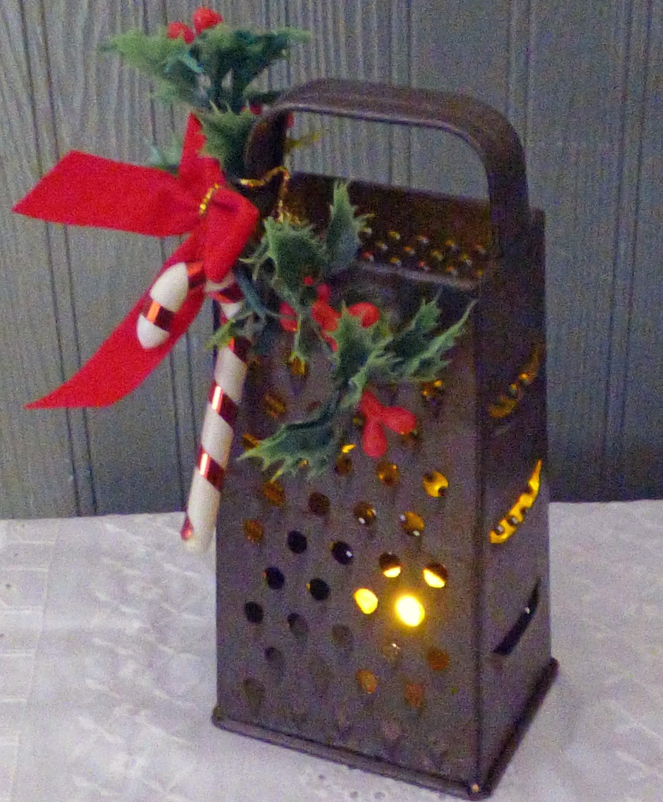 PRIMITIVE Kitchen Farm Country Antique Vtintage Decor Box Grater 1950s & Candle
