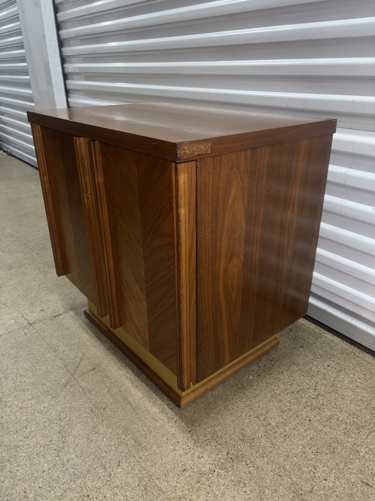 Vintage Mid Century Modern Milo Baughman style Brass and Walnut nightstand