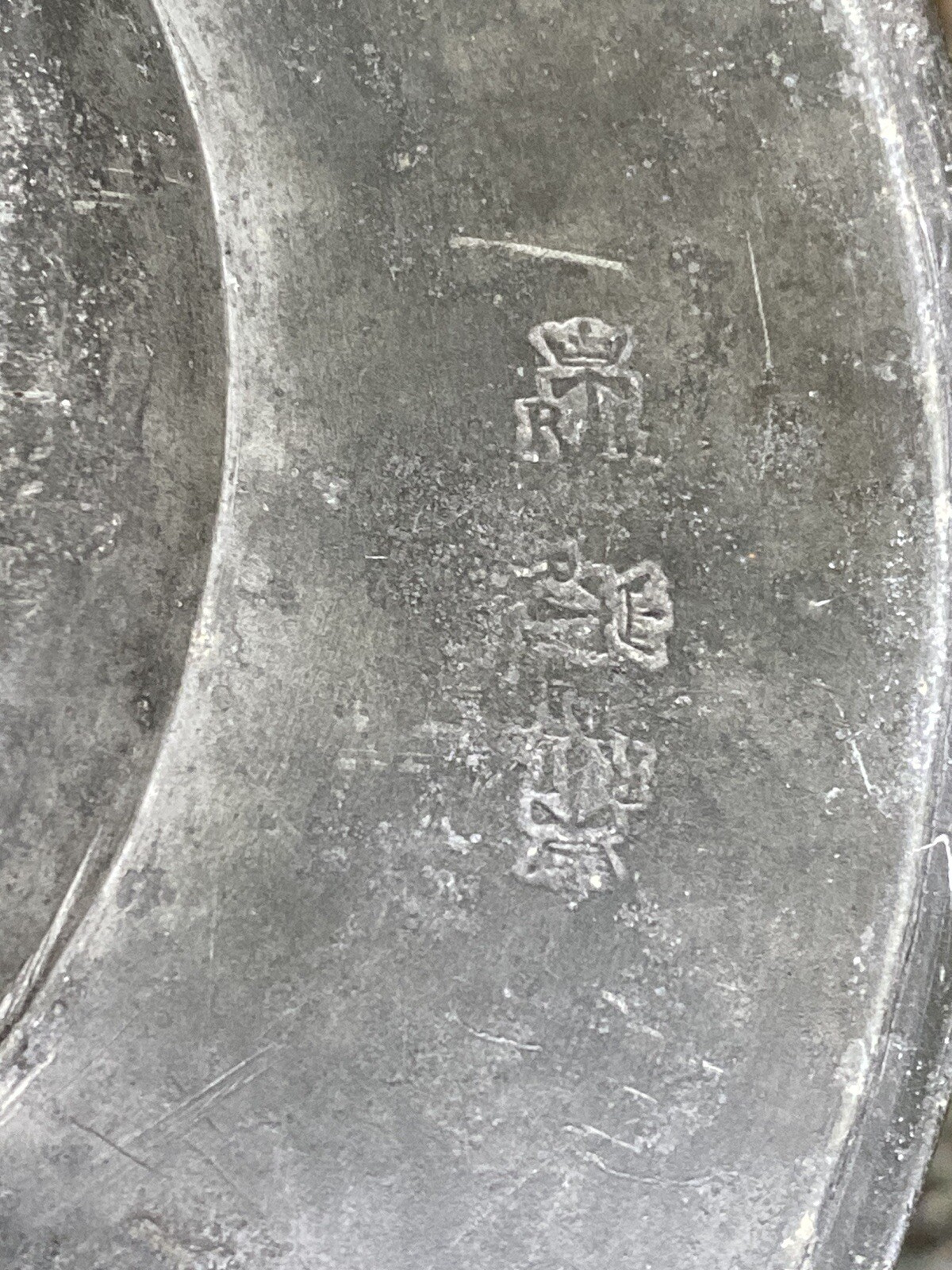 Large Winged Pewter Plate Called ‘À La Cardinal’ & Heraldry & Coat Of Arms