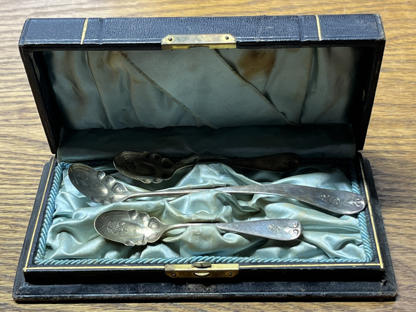 American Coin Silver Boxed Condiment Set Mustard Ladle 2 Saltspoons Monogrammed