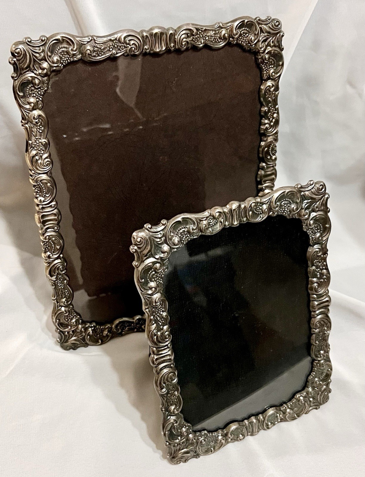 WALLACE BAROQUE Silver Plate 2 PICTURE FRAME Lot 777 & 766 10” & 7” Vintage TLC
