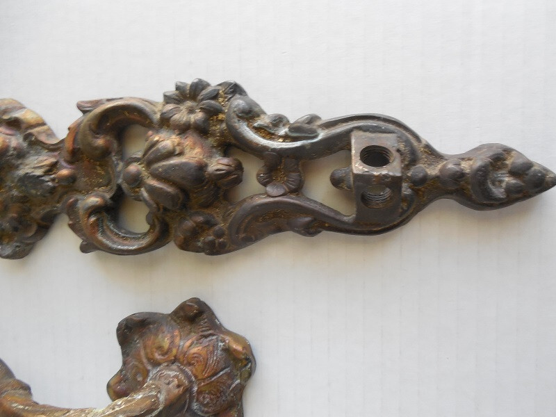 Antique Decorative Arts Hardware Element Ornate Detailed Bronze heavy 2 pcs