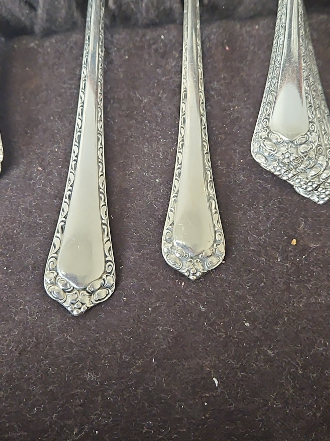 Easterling Sterling Silver Flatware 44 PIECE SET Naden Chest ANTIQUE 1761 grams