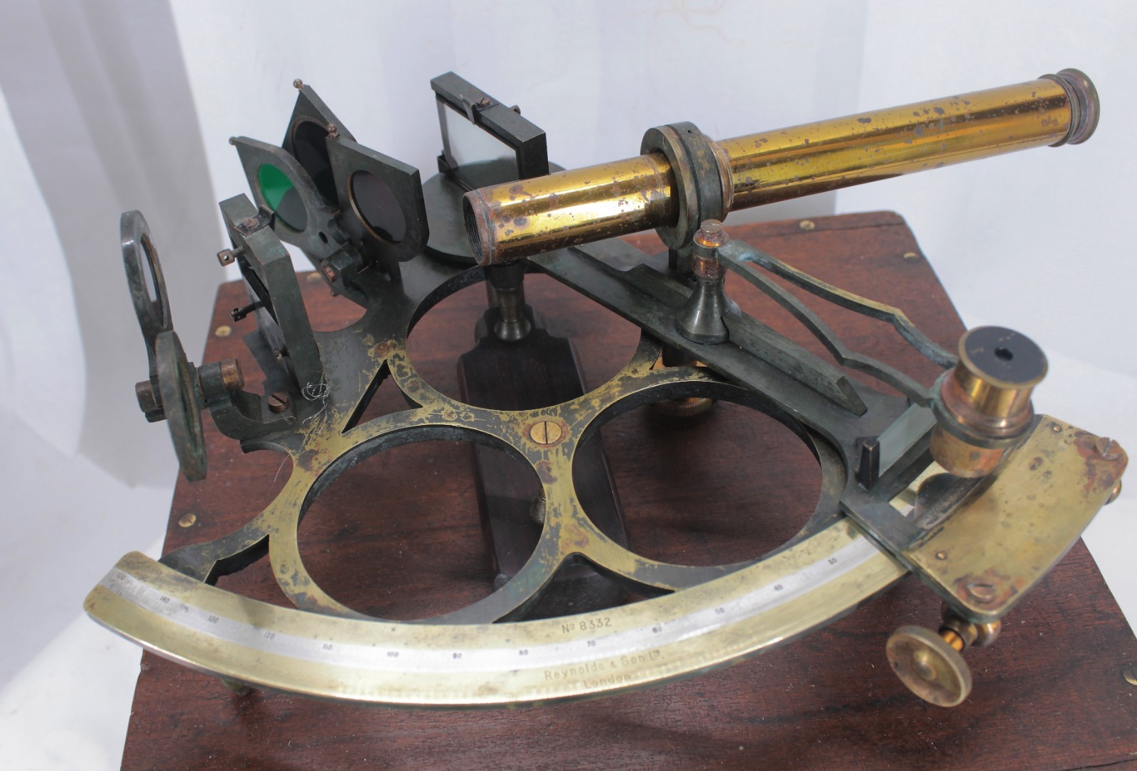 Antique Maritime Sextant REYNOLDS & SON LTD LONDON COMPLETE IN MAHOGANY BOX