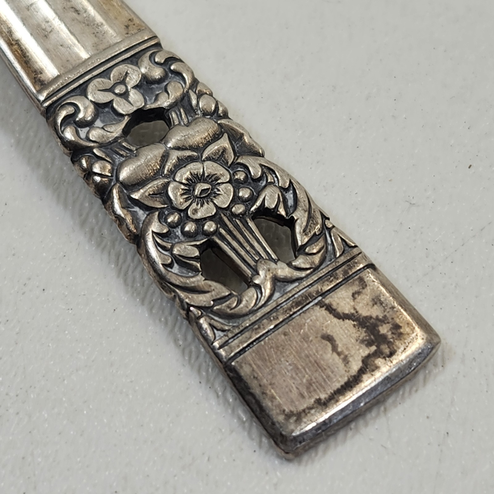 Oneida Coronation Community Serving Spoon 8 1/4″ Silverplate Utensil Flatware