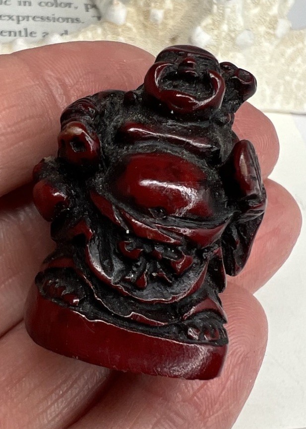 Vintage Small Chinese Import FigurineBuddha Resin Hand Carved Plastic ❤️