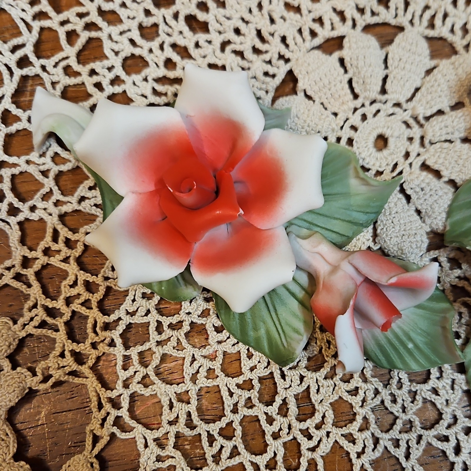 Capodimonte Porcelain Roses Hand Painted Italy Red White Green