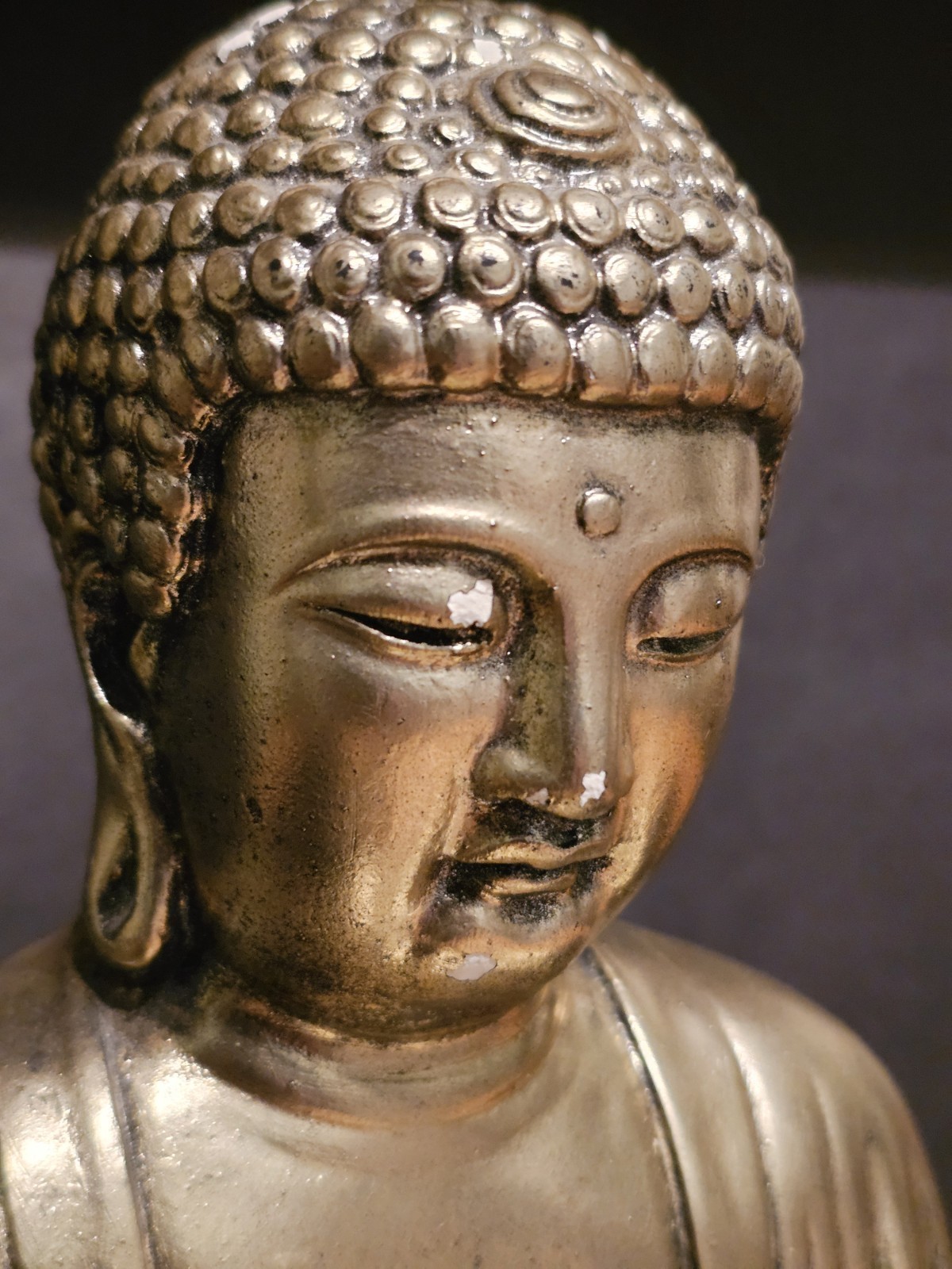 Vintage gilded chalkware or plaster japanese Buddha Statue. 28cm tall. over 2kg